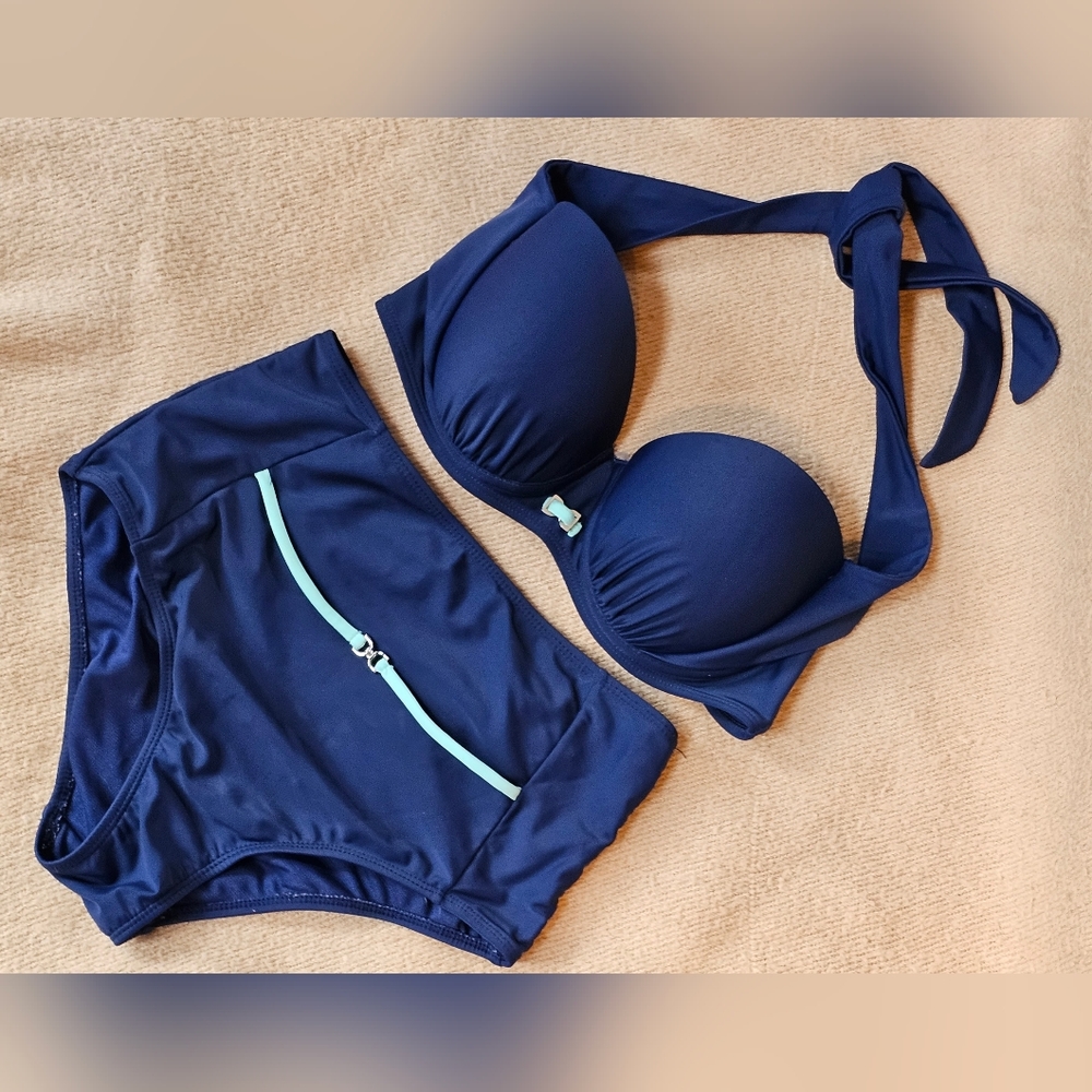 Two-piece bikini